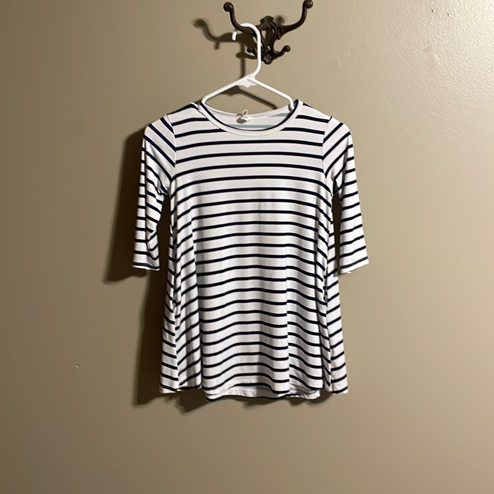 Bellamie striped A line top with side pockets 3/4 sleeves size small